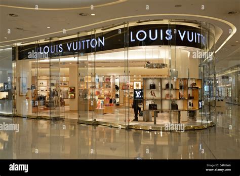 louis vuitton uk store|louis vuitton factory outlet uk.